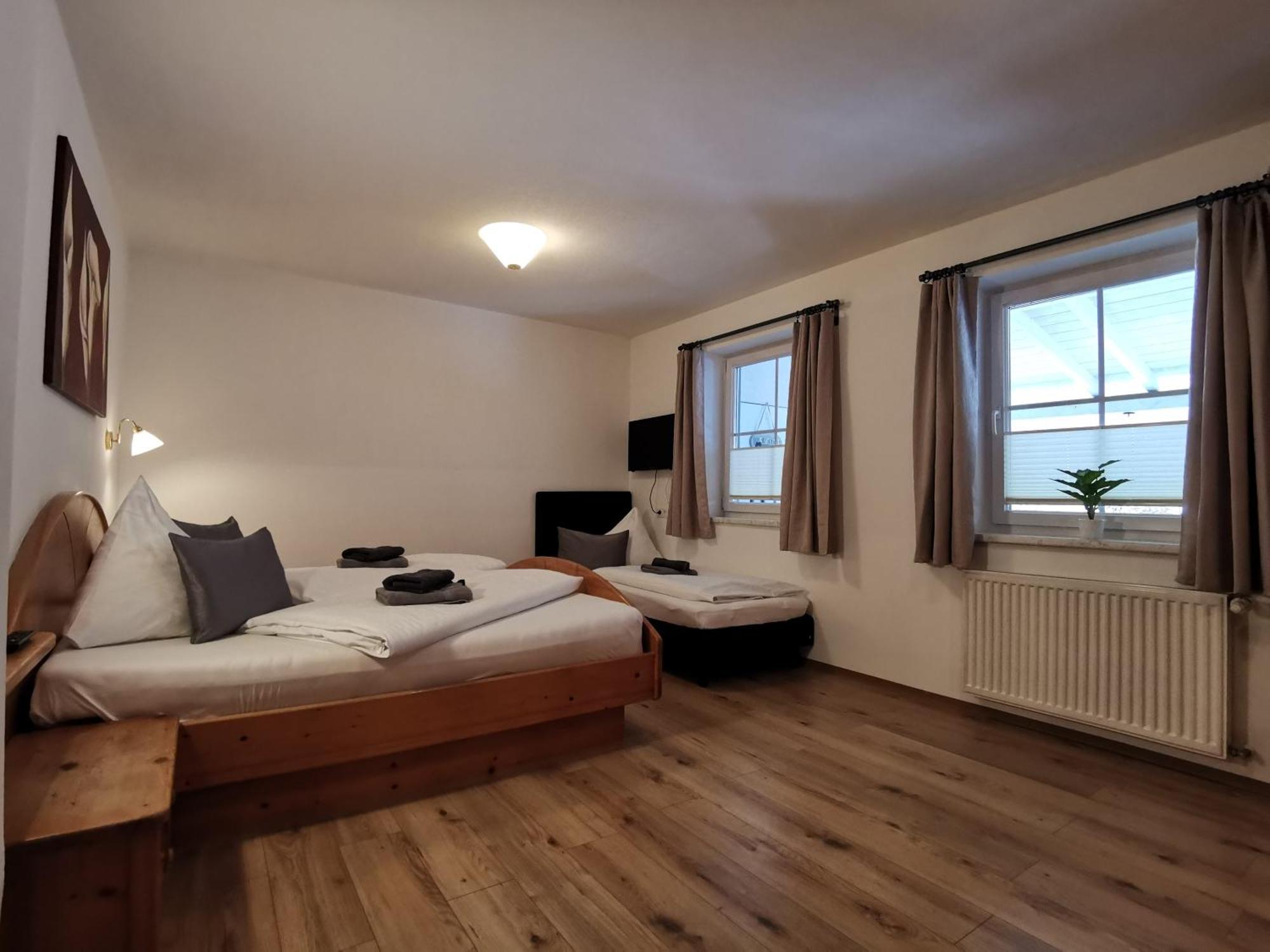 Gaestehaus Amade 플라차우 외부 사진