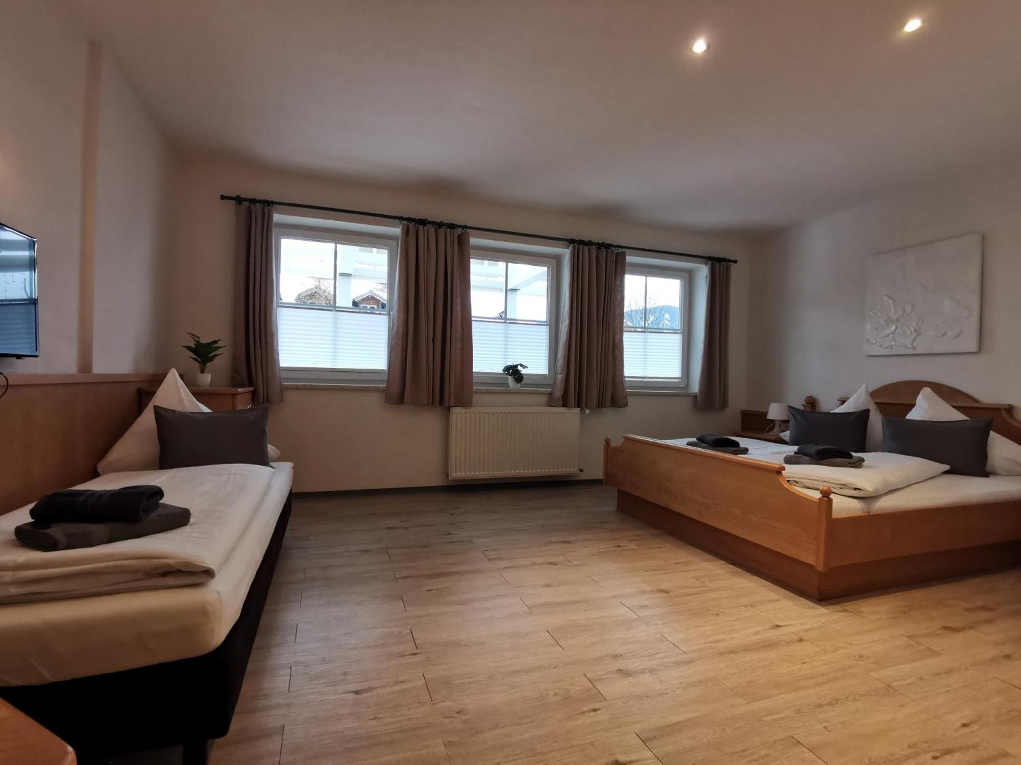 Gaestehaus Amade 플라차우 외부 사진